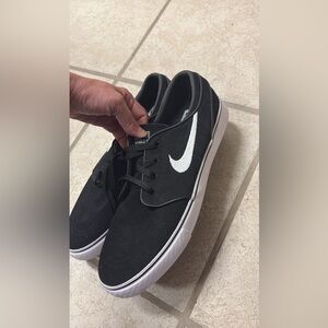 Nike Black and White Casual Sneakers